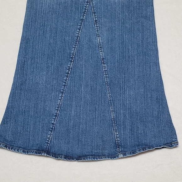 Vintage 90s LEI Ashley Low Rise Paneled Mid Wash Stretchy Denim Maxi Skirt 4 - Picture 9 of 12